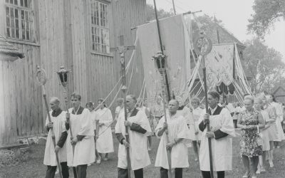 Baranausko fotografuoti Šv. Lauryno atlaidai po 50 metų sugrįžta į Palūšės bažnyčią
